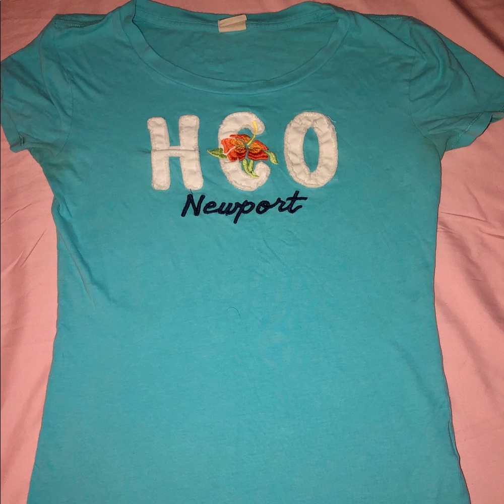 Hollister shirt